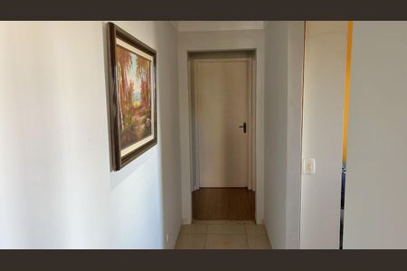 Apartamento à venda com 120m², 3 quartos e 4 vagasCorredor