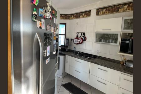 Cozinha de apartamento à venda com 3 quartos, 120m² em Jardim Monte Kemel, São Paulo
