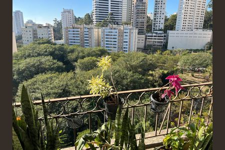 Apartamento à venda com 120m², 3 quartos e 4 vagasVista