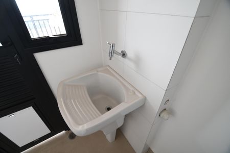 Apartamento à venda com 80m², 2 quartos e 2 vagasÁrea de Serviço