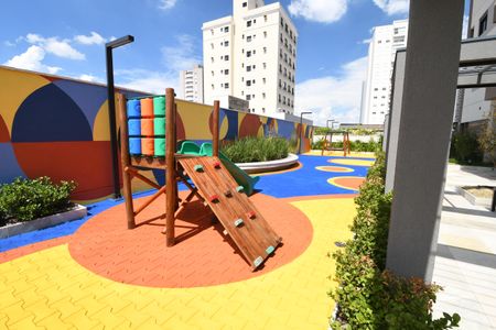 Apartamento à venda com 80m², 2 quartos e 2 vagasÁrea Comum - Playground