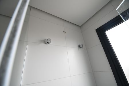 Apartamento à venda com 80m², 2 quartos e 2 vagasBanheiro da Suíte 2