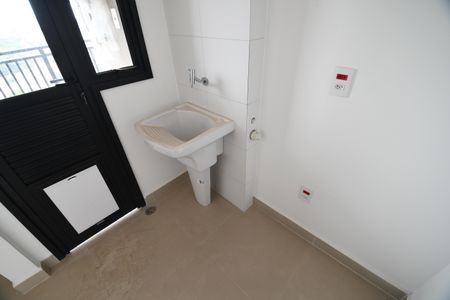 Apartamento à venda com 80m², 2 quartos e 2 vagasÁrea de Serviço