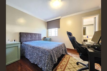 Casa à venda com 241m², 4 quartos e 3 vagasSuíte 1