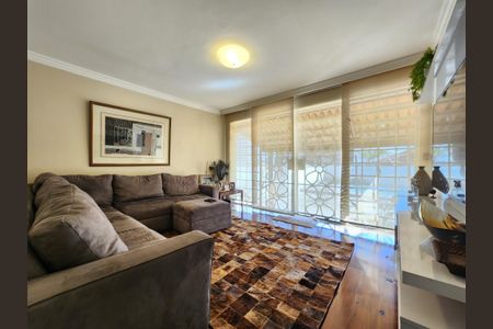 Casa à venda com 241m², 4 quartos e 3 vagasSala de TV