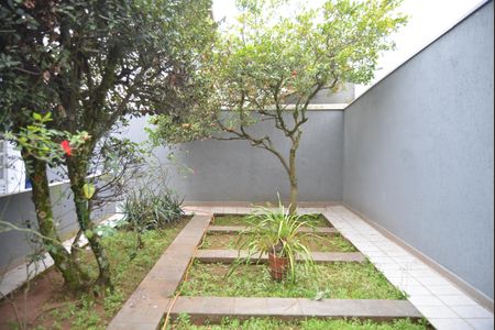 Casa à venda com 240m², 3 quartos e 2 vagasQuintal