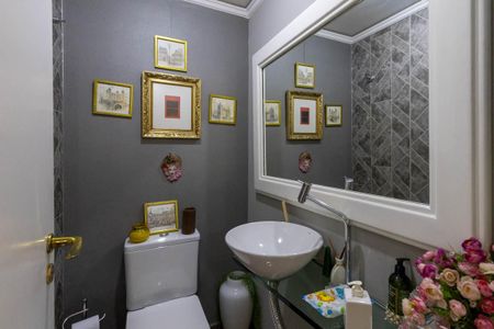 Apartamento à venda com 200m², 3 quartos e 3 vagasLavabo