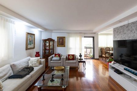 Apartamento à venda com 200m², 3 quartos e 3 vagasSala