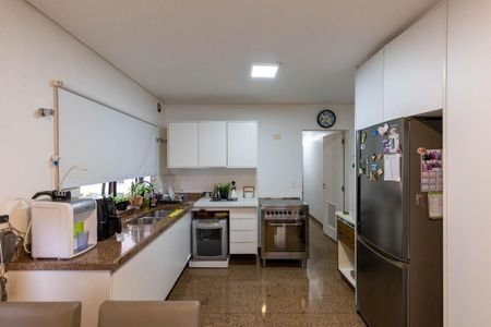 Apartamento à venda com 200m², 3 quartos e 3 vagasCozinha