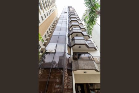 Apartamento à venda com 200m², 3 quartos e 3 vagasFachada