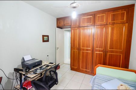Apartamento à venda com 82m², 2 quartos e 1 vagaQuarto 2