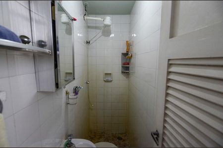 Apartamento à venda com 82m², 2 quartos e 1 vagaBanheiro de Serviço