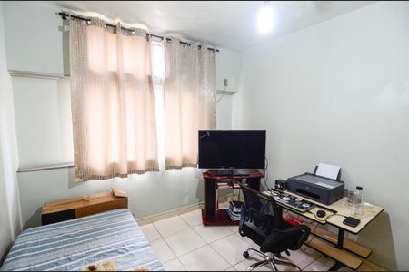 Apartamento à venda com 82m², 2 quartos e 1 vagaQuarto 2