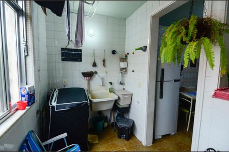 Apartamento à venda com 82m², 2 quartos e 1 vagaÁrea de Serviço