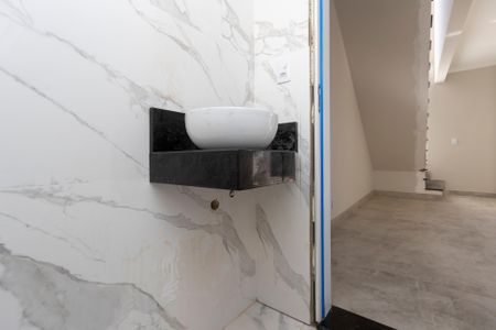 Casa à venda com 130m², 3 quartos e 3 vagasBanheiro 2