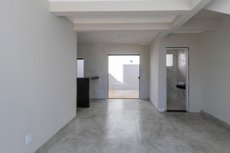 Sala de casa à venda com 3 quartos, 130m² em Céu Azul, Belo Horizonte