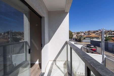 Casa à venda com 130m², 3 quartos e 3 vagasSacada da Suite
