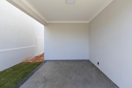 Casa à venda com 130m², 3 quartos e 3 vagasGaragem
