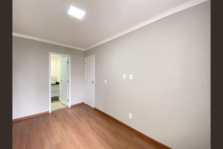 Suite de apartamento à venda com 2 quartos, 48m² em Vila Augusta, Guarulhos
