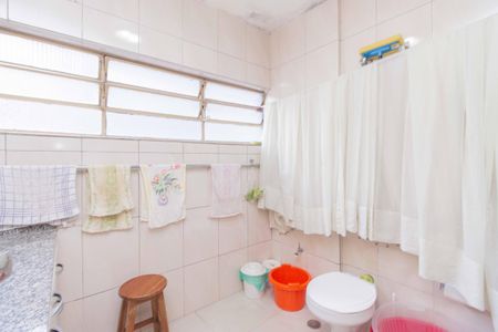 Apartamento à venda com 72m², 3 quartos e sem vagaBanheiro