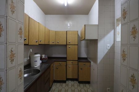 Apartamento para alugar com 101m², 3 quartos e sem vagaCozinha
