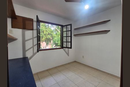 Casa de condomínio à venda com 120m², 2 quartos e 1 vagaQuarto 2