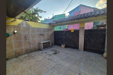 Casa de condomínio à venda com 120m², 2 quartos e 1 vagaÁrea externa