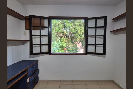 Casa de condomínio à venda com 120m², 2 quartos e 1 vagaQuarto 2