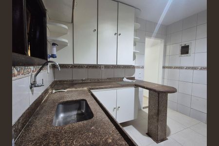 Casa de condomínio à venda com 120m², 2 quartos e 1 vagaCozinha