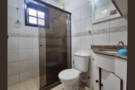 Casa de condomínio à venda com 120m², 2 quartos e 1 vagaBanheiro