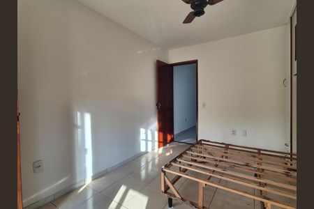 Casa de condomínio à venda com 120m², 2 quartos e 1 vagaQuarto 1