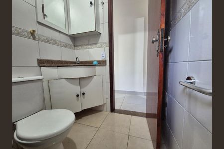 Casa de condomínio à venda com 120m², 2 quartos e 1 vagaBanheiro