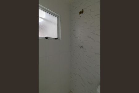 Casa para alugar com 80m², 2 quartos e 1 vaga Casa para alugar com 80m², 2 quartos e 1 vagaBanheiro