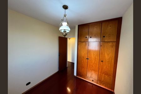 Apartamento à venda com 63m², 2 quartos e 1 vagaQuarto 2
