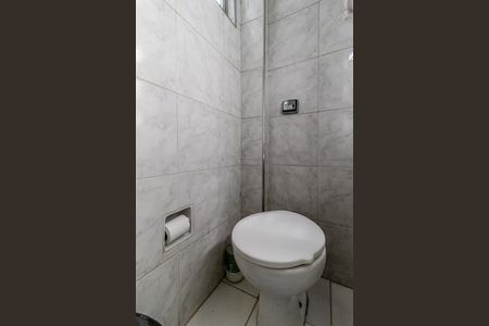 Apartamento à venda com 104m², 3 quartos e sem vaga Apartamento à venda com 104m², 3 quartos e sem vagaBanheiro de Serviço