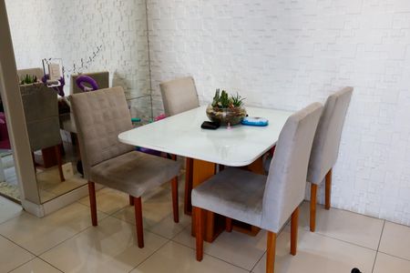 Apartamento à venda com 57m², 2 quartos e 1 vagaSala