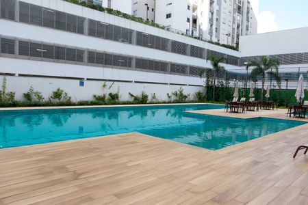 Apartamento à venda com 57m², 2 quartos e 1 vagaÁrea comum - Piscina