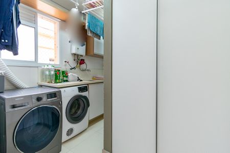 Apartamento para alugar com 112m², 3 quartos e 3 vagasÁrea de Serviço