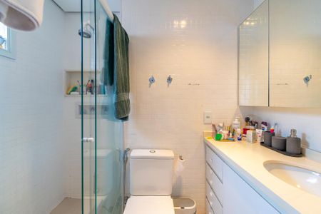 Apartamento para alugar com 112m², 3 quartos e 3 vagasBanheiro da Suíte