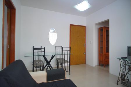Sala de apartamento à venda com 1 quarto, 48m² em Petrópolis, Porto Alegre