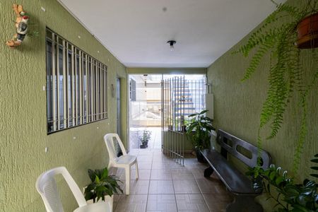Casa à venda com 120m², 2 quartos e 2 vagas Casa à venda com 120m², 2 quartos e 2 vagasQuintal