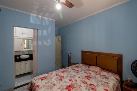 Casa à venda com 120m², 2 quartos e 2 vagas Casa à venda com 120m², 2 quartos e 2 vagasSuíte 1