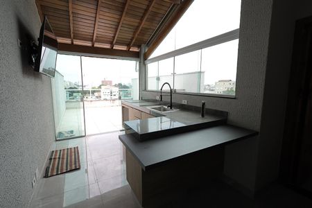 Apartamento à venda com 110m², 2 quartos e 1 vaga Apartamento à venda com 110m², 2 quartos e 1 vagaCozinha Cobertura