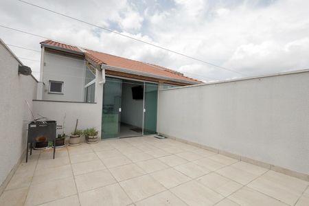 Apartamento à venda com 110m², 2 quartos e 1 vaga Apartamento à venda com 110m², 2 quartos e 1 vagaCobertura