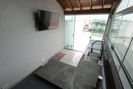 Apartamento à venda com 110m², 2 quartos e 1 vaga Apartamento à venda com 110m², 2 quartos e 1 vagaCozinha Cobertura