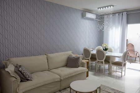 sala de casa à venda com 2 quartos, 100m² em Quitaúna, Osasco
