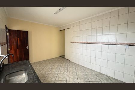 Casa à venda com 125m², 2 quartos e 1 vaga Casa à venda com 125m², 2 quartos e 1 vagaCozinha