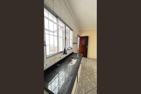 Casa à venda com 125m², 2 quartos e 1 vaga Casa à venda com 125m², 2 quartos e 1 vagaCozinha