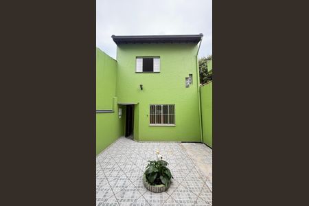 Casa à venda com 125m², 2 quartos e 1 vaga Casa à venda com 125m², 2 quartos e 1 vagaQuintal