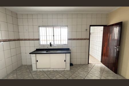 Casa à venda com 125m², 2 quartos e 1 vaga Casa à venda com 125m², 2 quartos e 1 vagaCozinha
